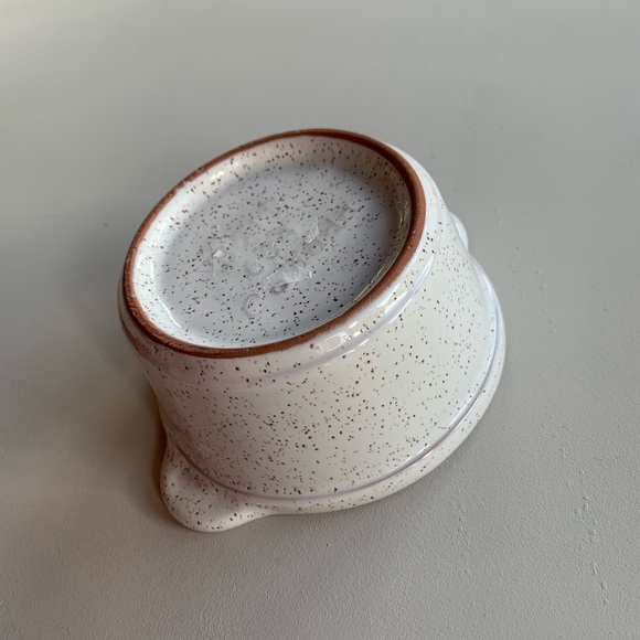 Speckled Pot with Floral Flower - Picture 7 of 8